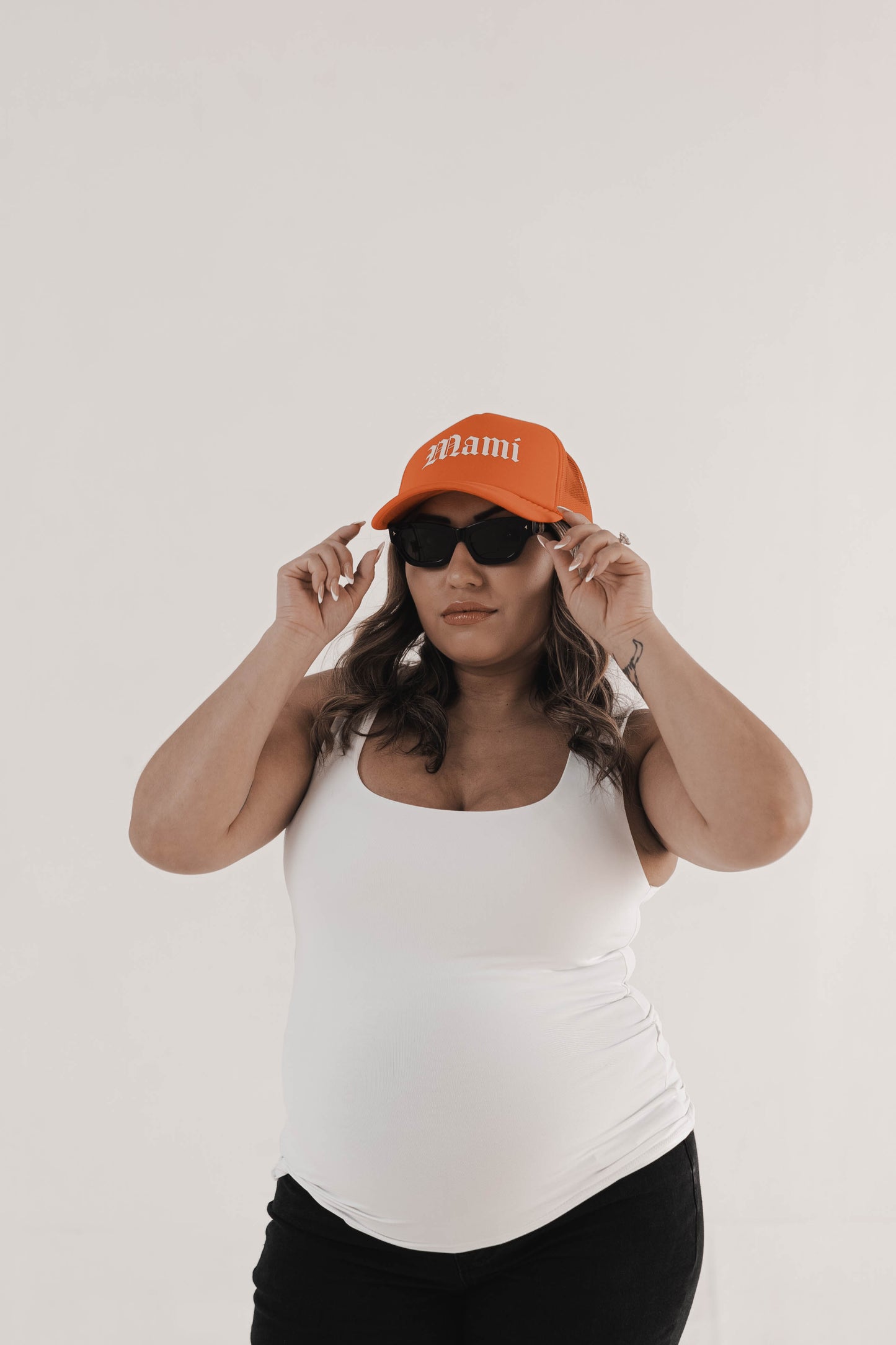 Mami Hat